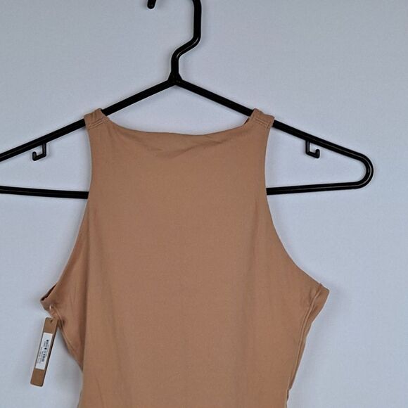 SKIMS ladies bodysuit NWT - Picture 7 of 9